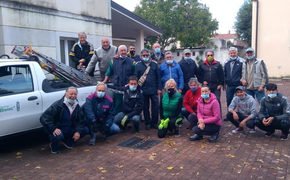 Immagine per L'Olio Bisiaco raggiunge i trecento litri